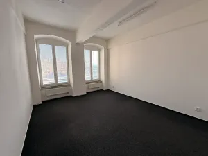 Pronájem kanceláře, Brno, Cejl, 21 m2