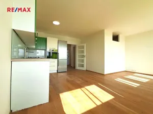 Pronájem bytu 4+kk, Praha - Písnice, Na okruhu, 79 m2