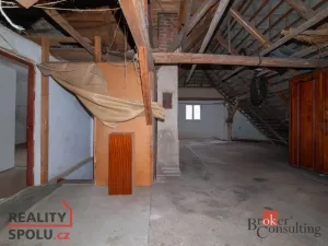 Prodej rodinného domu, Myslív, 280 m2