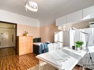 Pronájem bytu 2+1, Ostrava - Poruba, Dětská, 61 m2