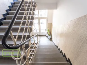 Pronájem bytu 1+1, Praha, Pod Drinopolem, 53 m2