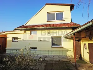 Pronájem rodinného domu, Neratovice, 246 m2