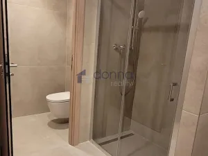 Pronájem bytu 2+kk, Praha, Poděbradská, 57 m2