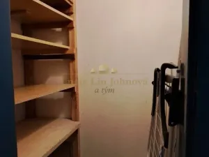 Prodej bytu 2+kk, Praha - Černý Most, Vybíralova, 43 m2