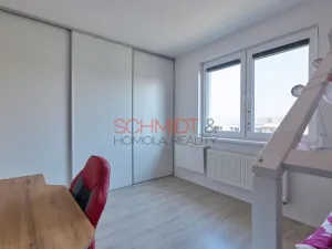 Prodej bytu 3+kk, Hustopeče, Gen. Peřiny, 64 m2