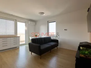 Prodej bytu 3+kk, Hustopeče, Gen. Peřiny, 64 m2