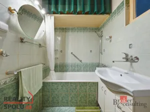 Prodej bytu 2+1, Praha - Libeň, V mezihoří, 74 m2