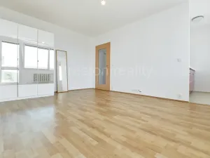 Pronájem bytu 1+kk, Praha - Troja, Písečná, 26 m2
