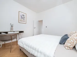 Pronájem bytu 2+kk, Praha - Nusle, U křížku, 50 m2