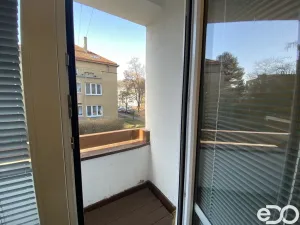 Pronájem bytu 2+kk, Praha, Jeremenkova, 53 m2