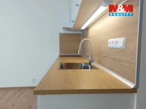 Pronájem bytu 1+1, Klášterec nad Ohří, Lípová, 36 m2