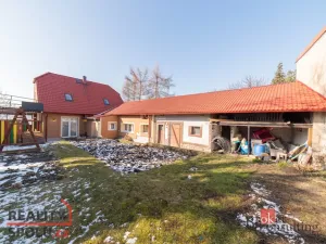 Prodej rodinného domu, Jimlín, 196 m2