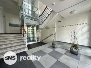 Pronájem bytu 1+kk, Opava - Město, Popská, 38 m2