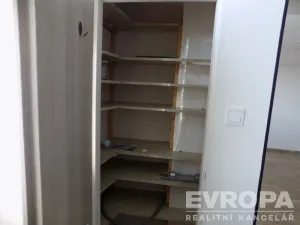 Pronájem bytu 2+kk, Kolín - Kolín II, Družstevní, 45 m2