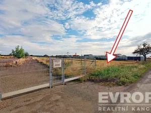 Prodej komerčního pozemku, Nové Strašecí, Jiřího Šotky, 2956 m2