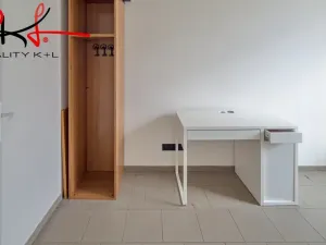 Pronájem výrobních prostor, Martiněves, 198 m2