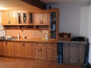 Prodej vícegeneračního domu, Kostelec nad Labem, nám. Komenského, 369 m2