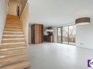 Pronájem rodinného domu, Květnice, Na Ladech, 110 m2