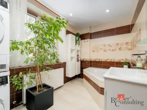 Prodej bytu 4+kk, Liberec - Liberec V-Kristiánov, Stavbařů, 101 m2