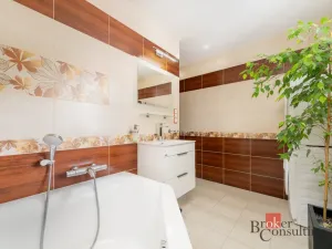 Prodej bytu 4+kk, Liberec - Liberec V-Kristiánov, Stavbařů, 101 m2