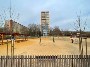 Pronájem bytu 2+kk, Praha, Rajmonova, 43 m2