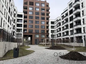 Pronájem garážového stání, Praha - Nusle, Závišova, 15 m2