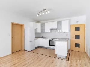 Pronájem bytu 3+kk, Praha - Libeň, Nad Okrouhlíkem, 95 m2