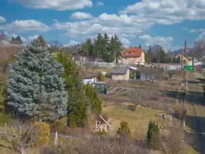 Prodej zahrady, Kladno, 303 m2