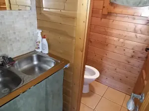 Pronájem obchodního prostoru, Chrudim, Fibichova, 30 m2