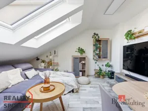 Prodej bytu 3+kk, Sezemice, Nerudova, 65 m2