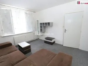 Pronájem bytu 1+1, Kraslice, B. Smetany, 36 m2