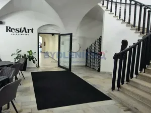 Pronájem kanceláře, České Budějovice, nám. Přemysla Otakara II., 38 m2