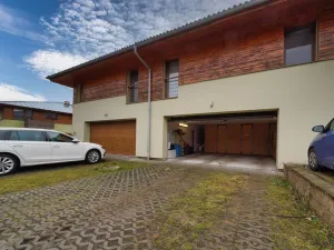 Prodej bytu 3+kk, Líšnice, 74 m2