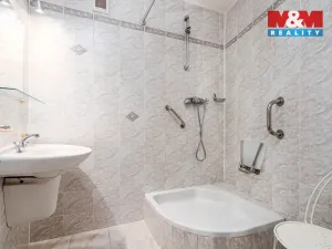 Prodej rodinného domu, Jílové, Dvořákova, 278 m2