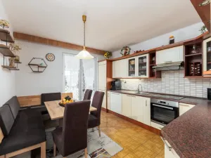 Prodej rodinného domu, Čejkovice, 218 m2