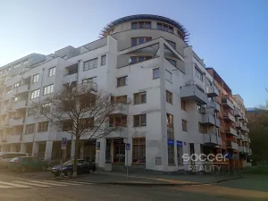 Pronájem bytu 1+kk, Praha - Smíchov, Randova, 40 m2