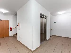 Prodej bytu 3+kk, Praha, Bermanova, 84 m2