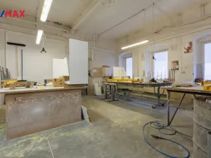 Prodej výrobních prostor, Karlovy Vary - Rybáře, Sokolovská, 2017 m2