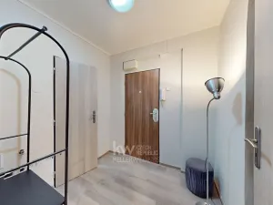Pronájem bytu 2+kk, Praha - Žižkov, Žerotínova, 45 m2
