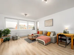 Prodej bytu 2+kk, Praha - Letňany, Tupolevova, 56 m2