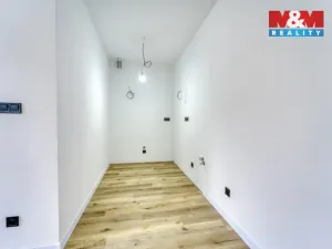 Prodej bytu 2+kk, Tlučná, Tlučenská kolonie, 41 m2