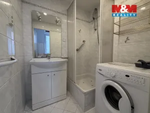 Pronájem bytu 3+1, Praha - Hostivař, Bělinského, 84 m2