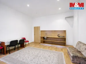 Prodej bytu 3+kk, Karlovy Vary, Zámecký vrch, 72 m2