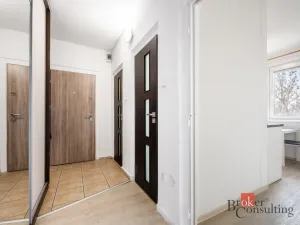 Prodej bytu 3+1, Olomouc - Neředín, Karafiátová, 73 m2