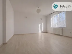 Prodej bytu 1+1, Olomouc, Slavonínská, 40 m2