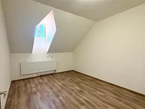 Pronájem bytu 3+kk, Cheb, Židovská, 75 m2