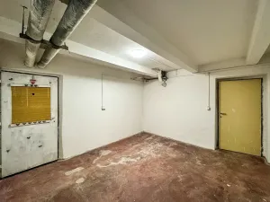 Pronájem - jiné, Praha - Komořany, Krupná, 15 m2