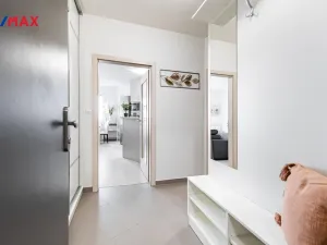 Prodej bytu 1+kk, Praha - Letňany, Miroslava Hajna, 48 m2