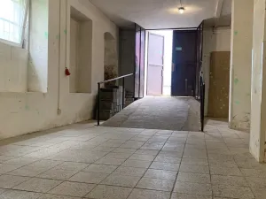 Pronájem skladu, Karlovy Vary, Sokolovská, 1800 m2