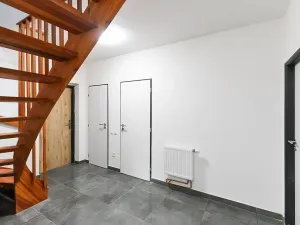Pronájem apartmánu, Praha - Hloubětín, Aloisovská, 340 m2